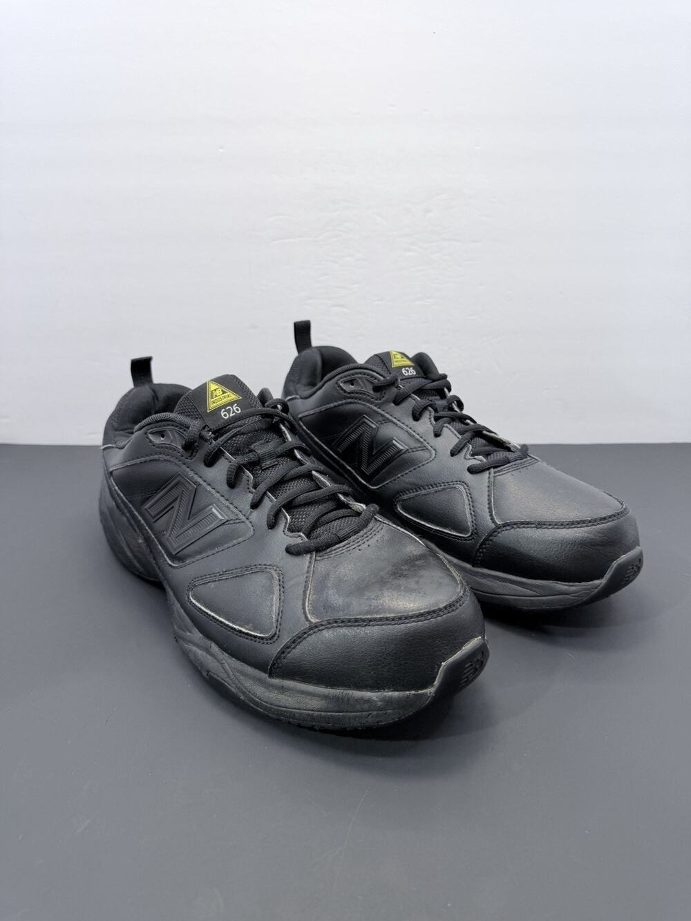 New Balance 626v2 Industrial Black Leather Mens Shoes Size 12.5 4E MID626K2